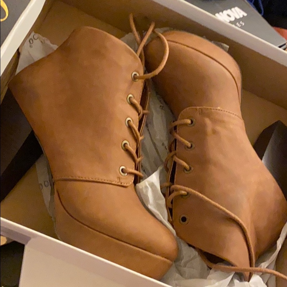 Boot heels - Picture 2 of 2